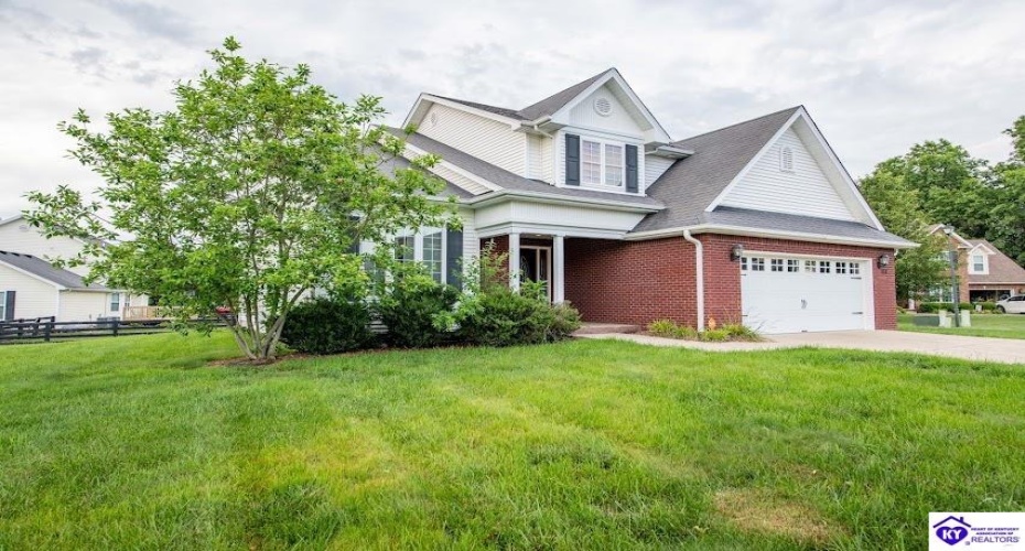 Mandarin Court, Elizabethtown, Kentucky 42701, ,4 BathroomsBathrooms,For Sale,Mandarin Court,HK24001492