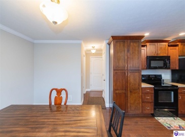 Mandarin Court, Elizabethtown, Kentucky 42701, ,4 BathroomsBathrooms,For Sale,Mandarin Court,HK24001492