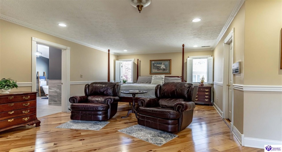 Cedar Creek Drive, Elizabethtown, Kentucky 42701, ,5 BathroomsBathrooms,For Sale,Cedar Creek Drive,HK24001549