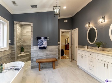 Cedar Creek Drive, Elizabethtown, Kentucky 42701, ,5 BathroomsBathrooms,For Sale,Cedar Creek Drive,HK24001549