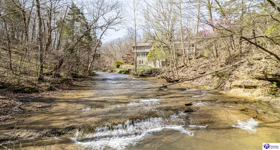 Cedar Creek Drive, Elizabethtown, Kentucky 42701, ,5 BathroomsBathrooms,For Sale,Cedar Creek Drive,HK24001549