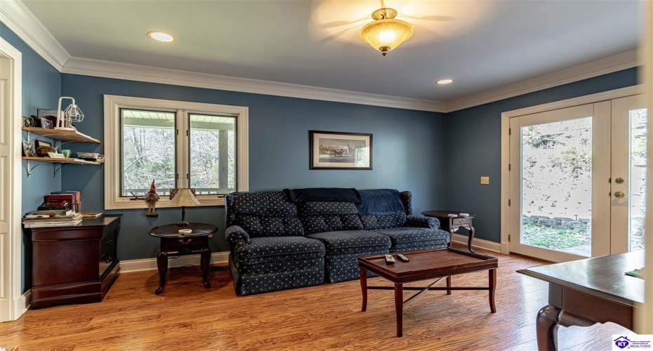 Cedar Creek Drive, Elizabethtown, Kentucky 42701, ,5 BathroomsBathrooms,For Sale,Cedar Creek Drive,HK24001549