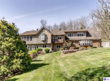 Cedar Creek Drive, Elizabethtown, Kentucky 42701, ,5 BathroomsBathrooms,For Sale,Cedar Creek Drive,HK24001549