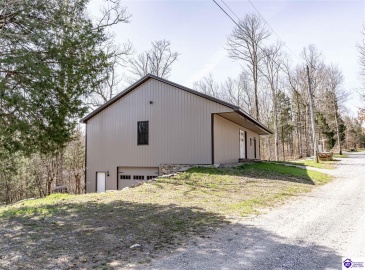 Cedar Creek Drive, Elizabethtown, Kentucky 42701, ,5 BathroomsBathrooms,For Sale,Cedar Creek Drive,HK24001549