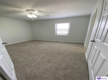 Lake Road North, Radcliff, Kentucky 40160, ,2 BathroomsBathrooms,For Sale,Lake Road North,HK24001595