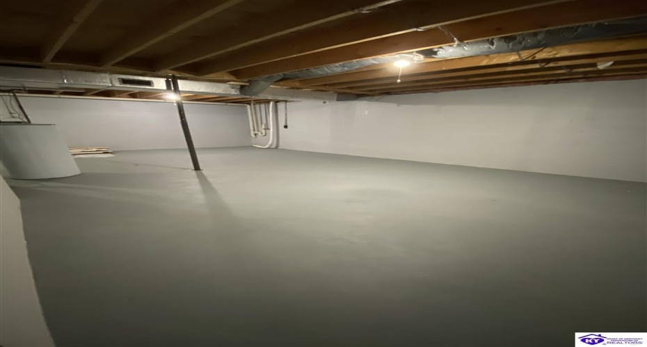 Lake Road North, Radcliff, Kentucky 40160, ,2 BathroomsBathrooms,For Sale,Lake Road North,HK24001595