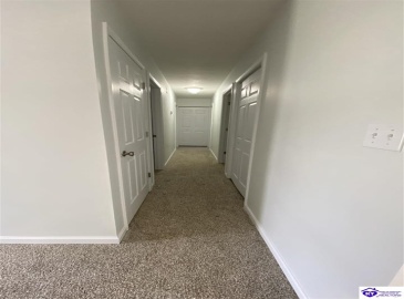 Lake Road North, Radcliff, Kentucky 40160, ,2 BathroomsBathrooms,For Sale,Lake Road North,HK24001595