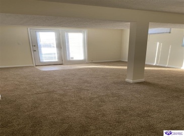 Shelby Avenue, Radcliff, Kentucky 40160, ,3 BathroomsBathrooms,For Sale,Shelby Avenue,HK24001596