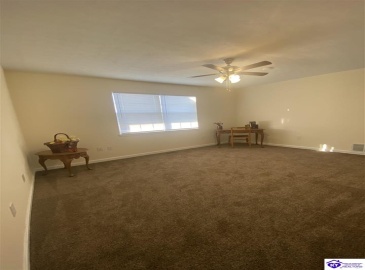 Shelby Avenue, Radcliff, Kentucky 40160, ,3 BathroomsBathrooms,For Sale,Shelby Avenue,HK24001596