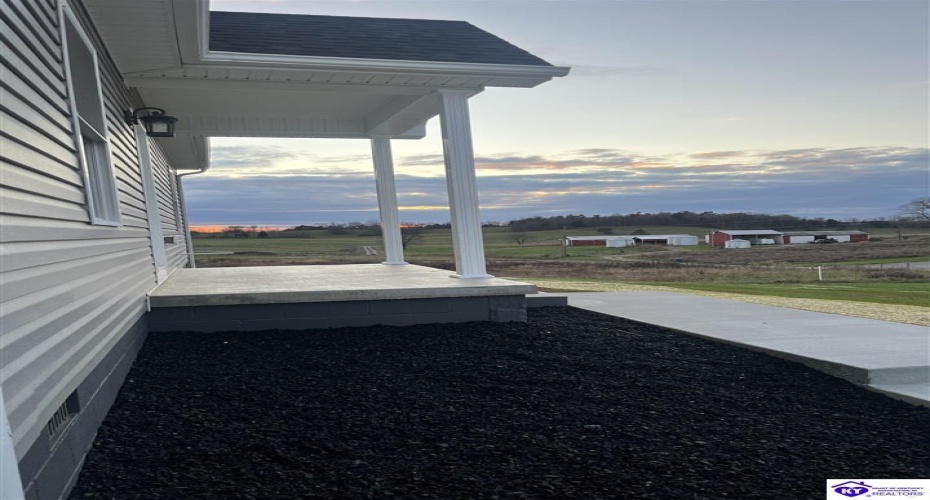 M Moss Lane, Campbellsville, Kentucky 42718, ,2 BathroomsBathrooms,For Sale,M Moss Lane,HK24001598