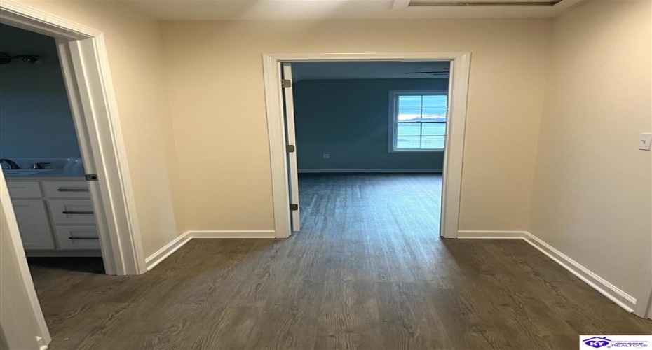 M Moss Lane, Campbellsville, Kentucky 42718, ,2 BathroomsBathrooms,For Sale,M Moss Lane,HK24001598