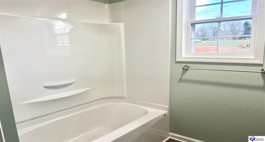 M Moss Lane, Campbellsville, Kentucky 42718, ,2 BathroomsBathrooms,For Sale,M Moss Lane,HK24001598