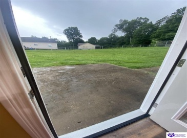 Daneswood Court, Radcliff, Kentucky 40160, ,2 BathroomsBathrooms,For Sale,Daneswood Court,HK24001642