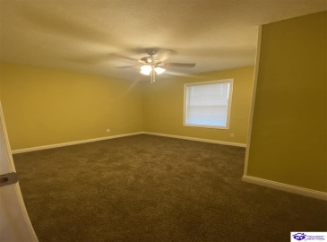 Daneswood Court, Radcliff, Kentucky 40160, ,2 BathroomsBathrooms,For Sale,Daneswood Court,HK24001642