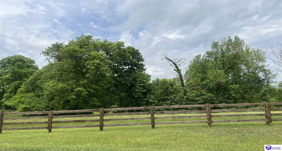 Overall Phillips Road, Elizabethtown, Kentucky 42701, ,For Sale,Overall Phillips Road,HK24001665