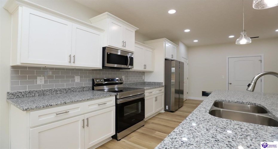 Otter Creek Road, Vine Grove, Kentucky 40175, ,2 BathroomsBathrooms,For Sale,Otter Creek Road,HK24001729