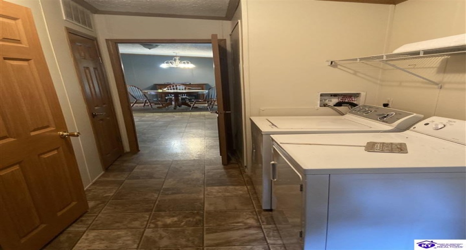 Pickerell Road, Buffalo, Kentucky 42716, ,2 BathroomsBathrooms,For Sale,Pickerell Road,HK24001743