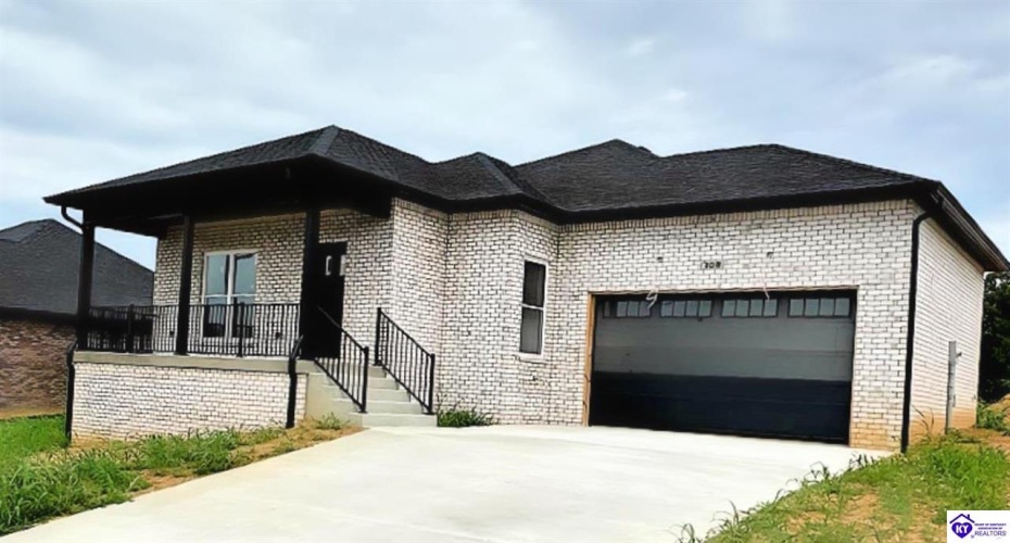 High Peak Place, Elizabethtown, Kentucky 42701, ,2 BathroomsBathrooms,For Sale,High Peak Place,HK24001760