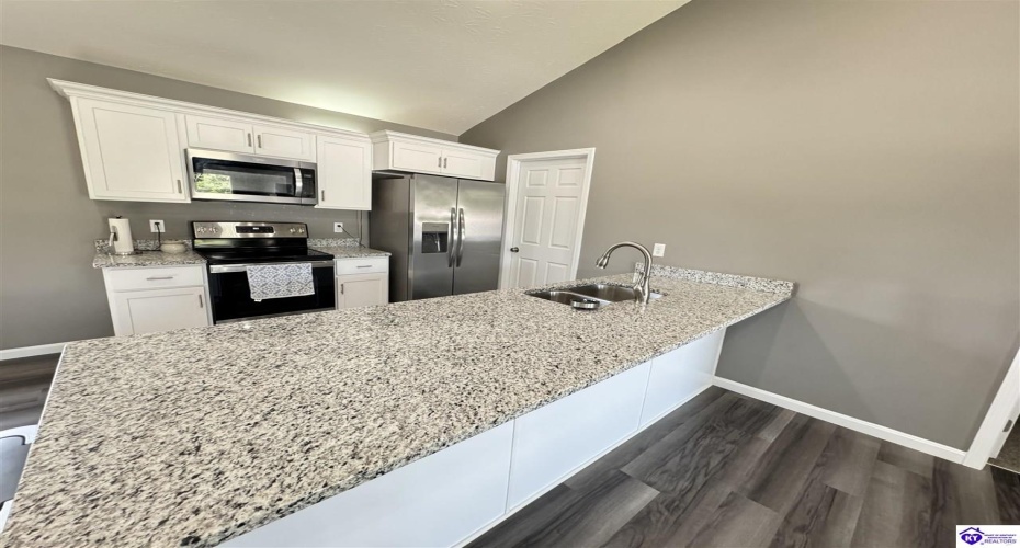 Palmetto Loop, Glendale, Kentucky 42740, ,2 BathroomsBathrooms,For Sale,Palmetto Loop,HK24001845