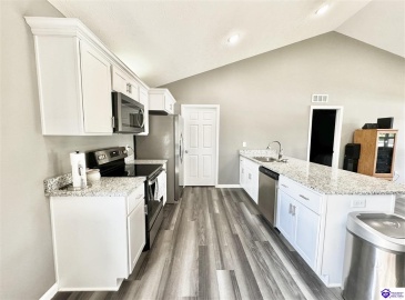 Palmetto Loop, Glendale, Kentucky 42740, ,2 BathroomsBathrooms,For Sale,Palmetto Loop,HK24001845