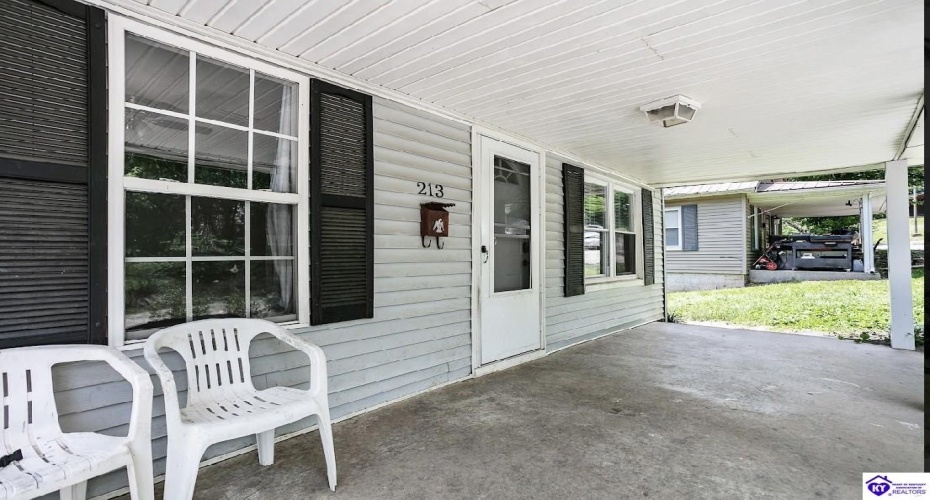 1st Street, Greensburg, Kentucky 42743, ,1 BathroomBathrooms,For Sale,1st Street,HK24001898