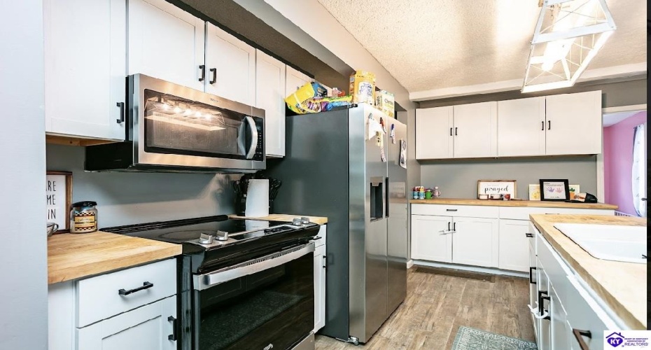 1st Street, Greensburg, Kentucky 42743, ,1 BathroomBathrooms,For Sale,1st Street,HK24001898