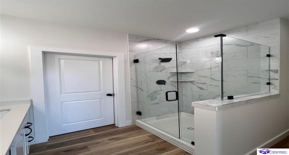 Otter Creek Road, Vine Grove, Kentucky 40175, ,3 BathroomsBathrooms,For Sale,Otter Creek Road,HK24001933