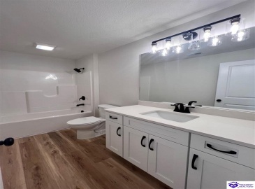 Otter Creek Road, Vine Grove, Kentucky 40175, ,3 BathroomsBathrooms,For Sale,Otter Creek Road,HK24001933