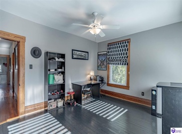 Poplar Street, Elizabethtown, Kentucky 42701, ,4 BathroomsBathrooms,For Sale,Poplar Street,HK24002008