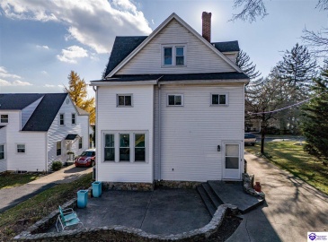 Poplar Street, Elizabethtown, Kentucky 42701, ,4 BathroomsBathrooms,For Sale,Poplar Street,HK24002008