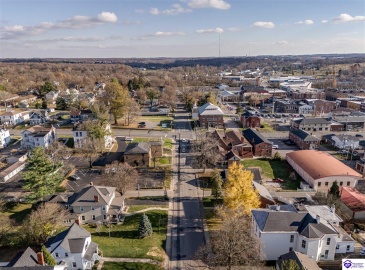 Poplar Street, Elizabethtown, Kentucky 42701, ,4 BathroomsBathrooms,For Sale,Poplar Street,HK24002008