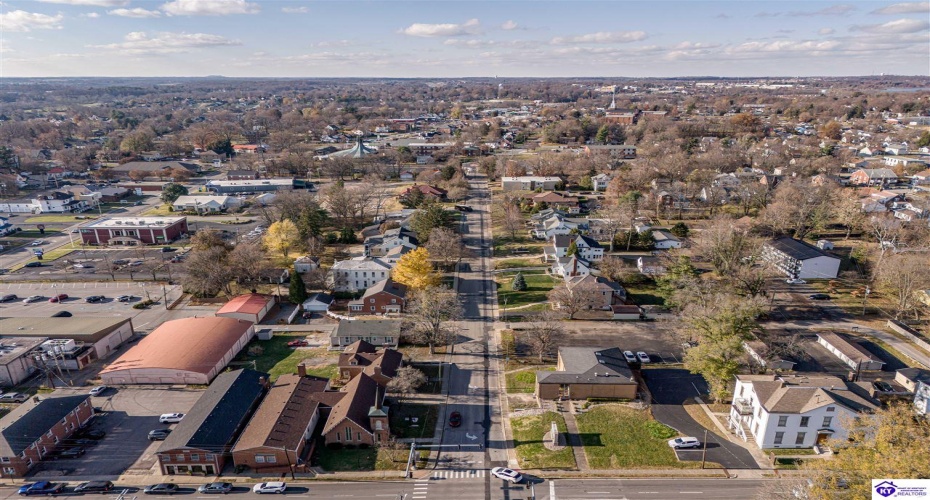 Poplar Street, Elizabethtown, Kentucky 42701, ,4 BathroomsBathrooms,For Sale,Poplar Street,HK24002008