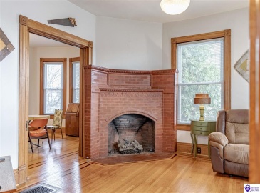 Poplar Street, Elizabethtown, Kentucky 42701, ,4 BathroomsBathrooms,For Sale,Poplar Street,HK24002008