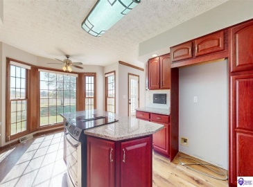 Sportsman Lake Road, Elizabethtown, Kentucky 42701, ,6 BathroomsBathrooms,For Sale,Sportsman Lake Road,HK24002012