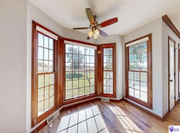 Sportsman Lake Road, Elizabethtown, Kentucky 42701, ,6 BathroomsBathrooms,For Sale,Sportsman Lake Road,HK24002012