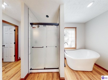 Sportsman Lake Road, Elizabethtown, Kentucky 42701, ,6 BathroomsBathrooms,For Sale,Sportsman Lake Road,HK24002012