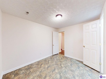 Sportsman Lake Road, Elizabethtown, Kentucky 42701, ,6 BathroomsBathrooms,For Sale,Sportsman Lake Road,HK24002012