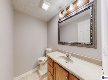 Sportsman Lake Road, Elizabethtown, Kentucky 42701, ,6 BathroomsBathrooms,For Sale,Sportsman Lake Road,HK24002012