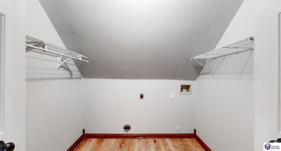 Sportsman Lake Road, Elizabethtown, Kentucky 42701, ,6 BathroomsBathrooms,For Sale,Sportsman Lake Road,HK24002012