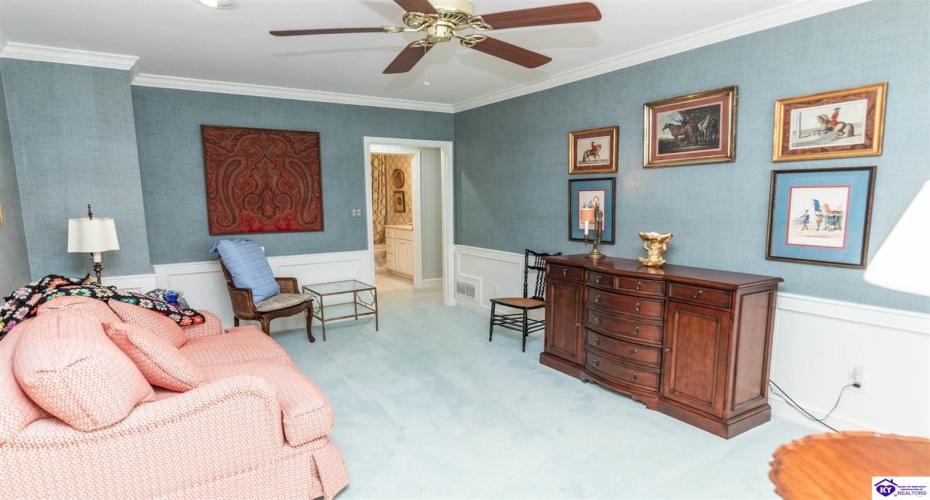 Coach Gate Wynde, Louisville, Kentucky 40207, ,2 BathroomsBathrooms,For Sale,Coach Gate Wynde,HK24002039