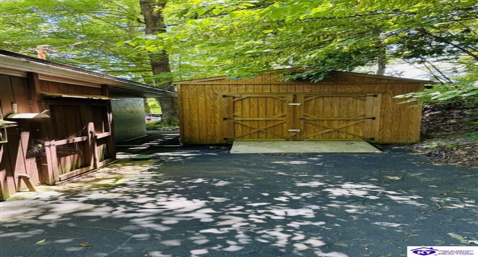 Hornback Mill Ext. Lane, Leitchfield, Kentucky 42754, ,1 BathroomBathrooms,For Sale,Hornback Mill Ext. Lane,HK24002082