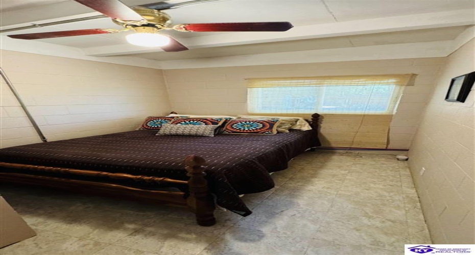 Hornback Mill Ext. Lane, Leitchfield, Kentucky 42754, ,1 BathroomBathrooms,For Sale,Hornback Mill Ext. Lane,HK24002082