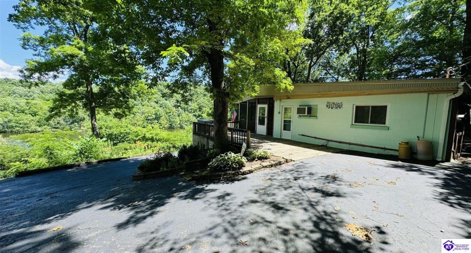 Hornback Mill Ext. Lane, Leitchfield, Kentucky 42754, ,1 BathroomBathrooms,For Sale,Hornback Mill Ext. Lane,HK24002082