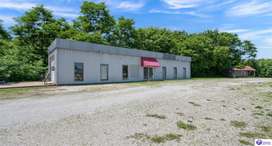 Main Street, Munfordville, Kentucky 42765, ,For Sale,Main Street,HK24002091