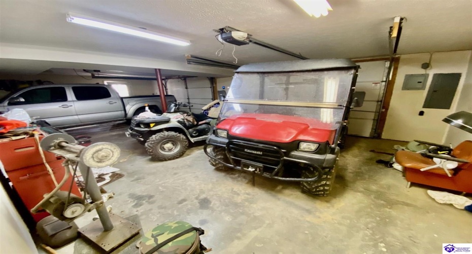 Concord Point Road, Falls Of Rough, Kentucky 40119, ,4 BathroomsBathrooms,For Sale,Concord Point Road,HK24002130