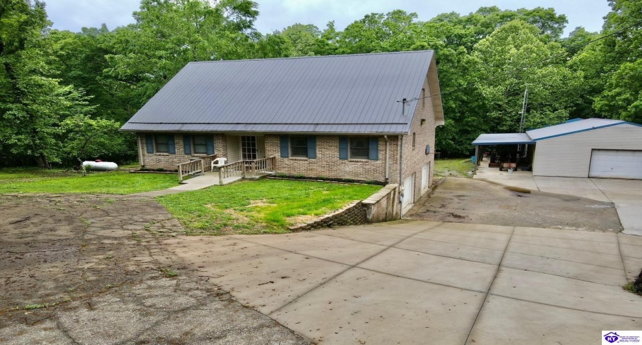 Concord Point Road, Falls Of Rough, Kentucky 40119, ,4 BathroomsBathrooms,For Sale,Concord Point Road,HK24002130