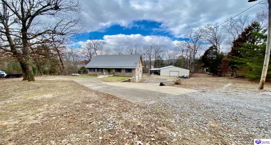 Concord Point Road, Falls Of Rough, Kentucky 40119, ,4 BathroomsBathrooms,For Sale,Concord Point Road,HK24002130