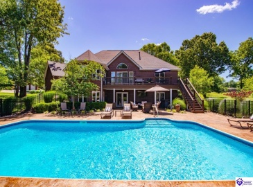 Hillcrest Drive, Brandenburg, Kentucky 40108, ,4 BathroomsBathrooms,For Sale,Hillcrest Drive,HK24002137