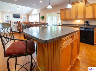 Hillcrest Drive, Brandenburg, Kentucky 40108, ,4 BathroomsBathrooms,For Sale,Hillcrest Drive,HK24002137