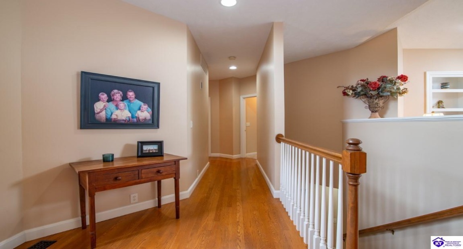 Hillcrest Drive, Brandenburg, Kentucky 40108, ,4 BathroomsBathrooms,For Sale,Hillcrest Drive,HK24002137